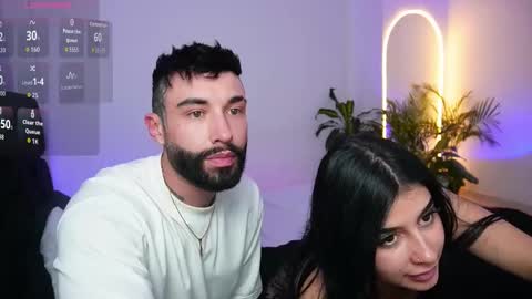 little_vannesaa online show from September 15, 10:43 pm