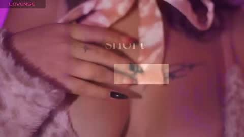 Im your little Velinda  online show from April 16, 7:03 pm