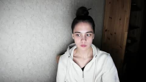 littleashleyy online show from December 16, 4:56 pm