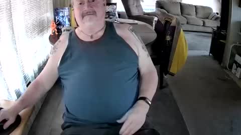 Littled83057 online show from April 24, 5:48 pm