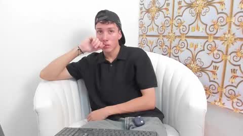 DANNY online show from December 21, 5:09 pm