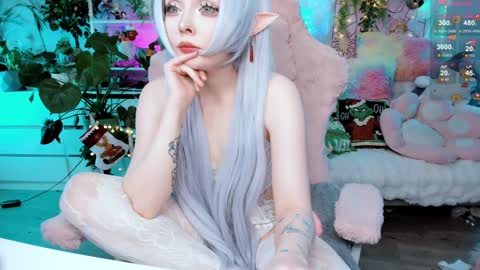 Snapshot of littleflufflepuff chatting on January 4, 5:37 pm Riza Riri Puff online show from January 4, 5:37 pm