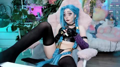Snapshot of littleflufflepuff chatting on February 8, 4:57 pm Riza Riri Puff online show from February 8, 4:57 pm