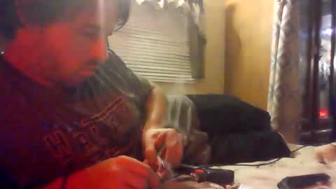 Snapshot of littlegrey376 chatting on February 19, 5:58 am littlegrey376 online show from February 19, 5:58 am