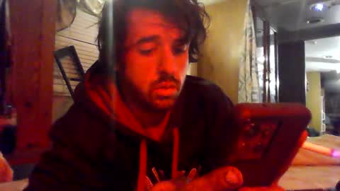 Snapshot of littlegrey376 chatting on February 24, 10:46 am littlegrey376 online show from February 24, 10:46 am