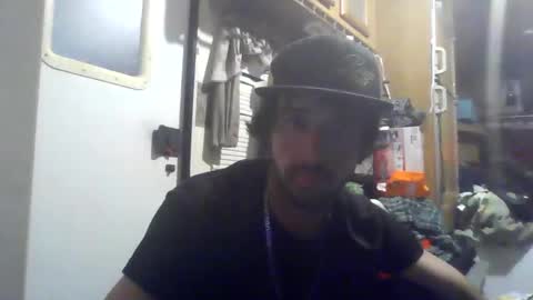 Snapshot of littlegrey376 chatting on March 1, 6:37 am littlegrey376 online show from March 1, 6:37 am