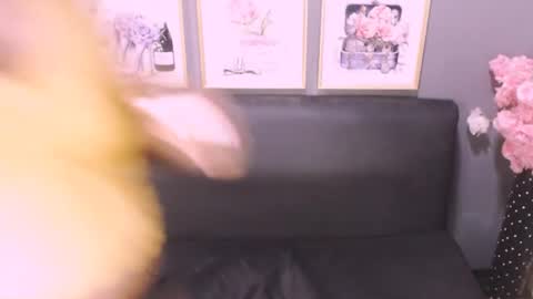 littleindianmilf online show from December 2, 7:58 am