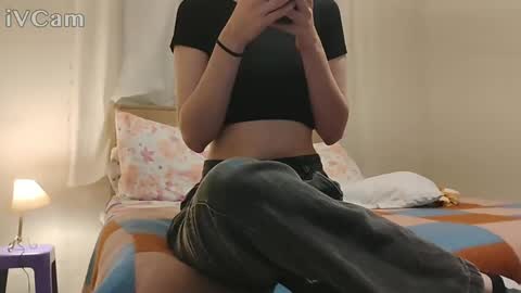 Snapshot of littlejinxxx chatting on October 3, 12:29 am littlejinxxx online show from October 3, 12:29 am