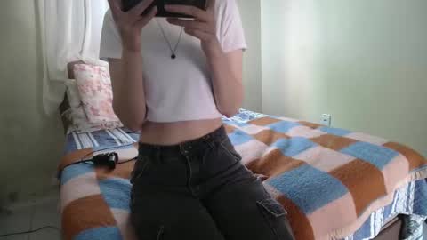 Snapshot of littlejinxxx chatting on October 11, 7:34 pm littlejinxxx online show from October 11, 7:34 pm