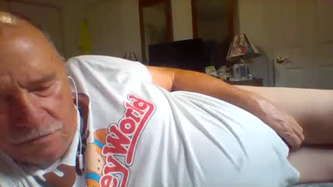 littlekenny1951 online show from October 15, 6:30 pm