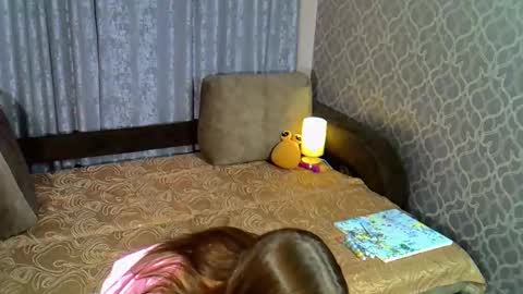 littlel1ss online show from September 15, 10:32 pm