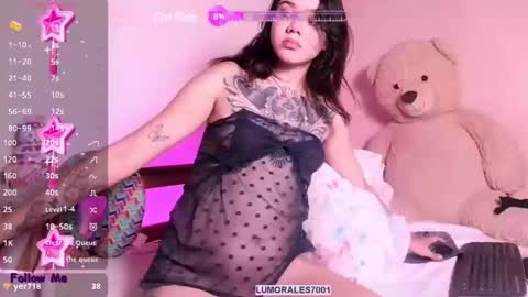 Snapshot of littlelulu01 chatting on February 24, 4:16 am Call me Lulu online show from February 24, 4:16 am