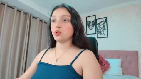 Sarahs Room online show from June 5, 11:10 pm