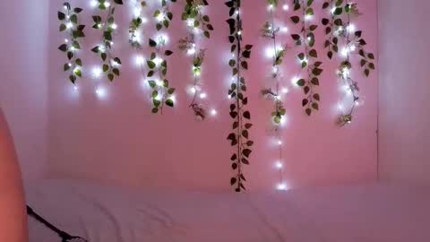 Moon online show from October 20, 2:23 am