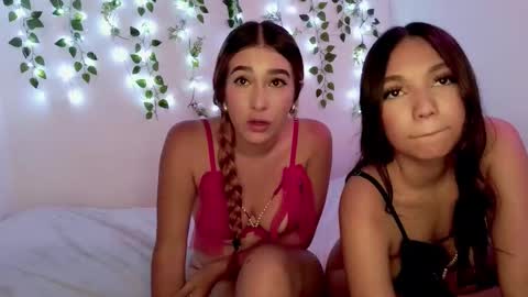 Moon online show from November 4, 10:09 pm