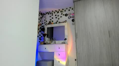 Luna online show from May 14, 8:26 pm