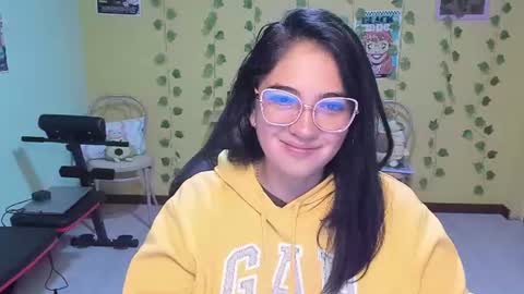 Snapshot of littleprety6969 chatting on June 27, 11:48 am Mia Wednesday to Sunday 730 am to 1030 am Colombian Hour D online show from June 27, 11:48 am