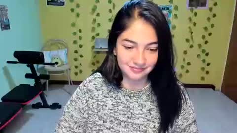 Snapshot of littleprety6969 chatting on June 29, 1:12 am Mia Wednesday to Sunday 730 am to 1030 am Colombian Hour D online show from June 29, 1:12 am