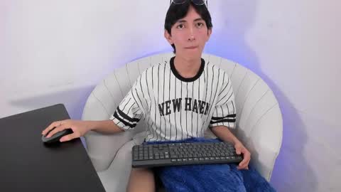 PRINCE online show from June 5, 5:58 am