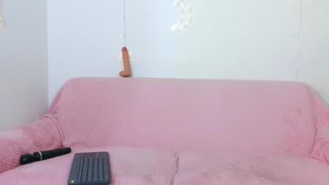 Snapshot of littlesammysexy chatting on October 10, 11:31 am Sammy online show from October 10, 11:31 am