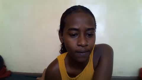 littlesandie online show from October 8, 5:38 am