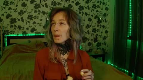 Niki  free tg channel with some photos gifs and info about streams  online show from October 14, 11:16 pm