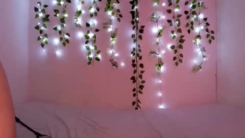 Moon online show from October 20, 2:23 am