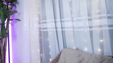 Snapshot of littletammy_ chatting on October 4, 2:26 pm littletammy_ online show from October 4, 2:26 pm
