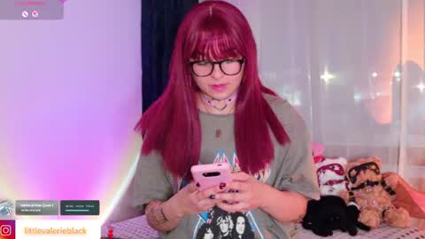 Valerie  online show from June 21, 2:14 am