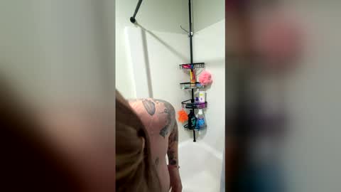 Snapshot of littytothetitty chatting on March 24, 5:01 am Nina online show from March 24, 5:01 am