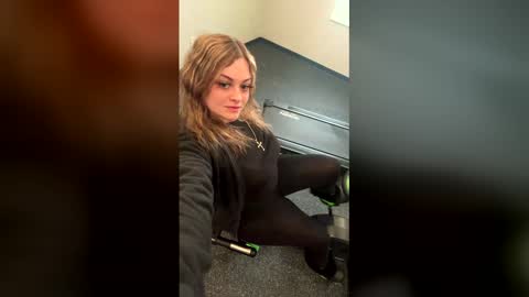Snapshot of littytothetitty chatting on March 30, 1:01 pm Nina online show from March 30, 1:01 pm