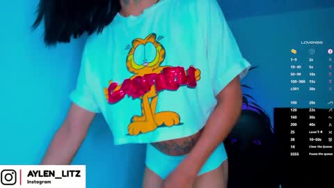 Snapshot of litz_81 chatting on April 10, 4:23 pm litz_81 online show from April 10, 4:23 pm