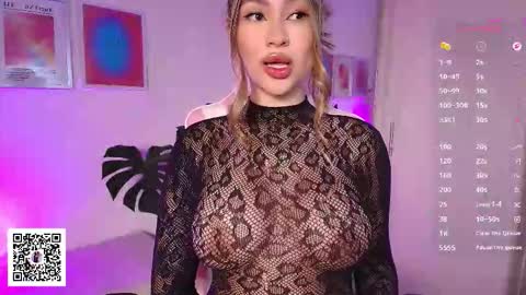 Snapshot of liujunne chatting on November 18, 10:14 pm Junne liu online show from November 18, 10:14 pm