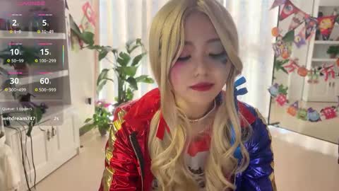 nana online show from October 27, 7:01 am