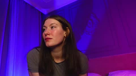 Snapshot of liv_fay chatting on November 20, 2:06 pm Liv 3 online show from November 20, 2:06 pm