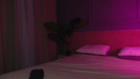 Snapshot of liv_fay chatting on December 3, 2:48 pm Liv 3 online show from December 3, 2:48 pm