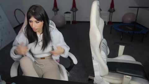 Sheryl online show from December 16, 11:26 am