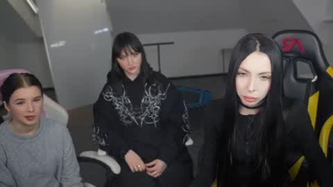 Sheryl online show from March 24, 3:28 pm