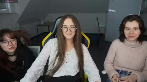 Sheryl online show from March 27, 3:12 pm