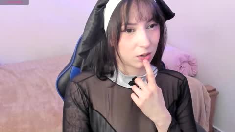 Snapshot of livemakio chatting on October 29, 4:15 am Liz online show from October 29, 4:15 am