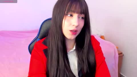 Snapshot of livemakio chatting on November 7, 5:18 am Liz online show from November 7, 5:18 am