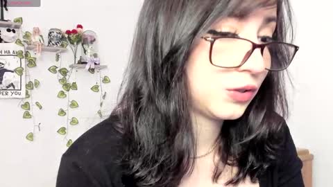 Liz online show from April 18, 5:55 am