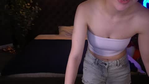 liviashy online show from April 13, 7:52 pm