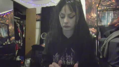 Liv Mirage online show from December 29, 1:45 am