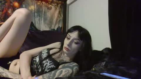 Liv Mirage online show from January 3, 5:28 am