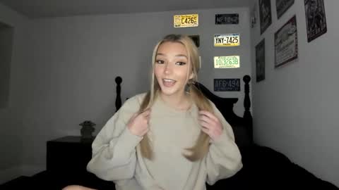 Livvy online show from March 19, 4:49 am