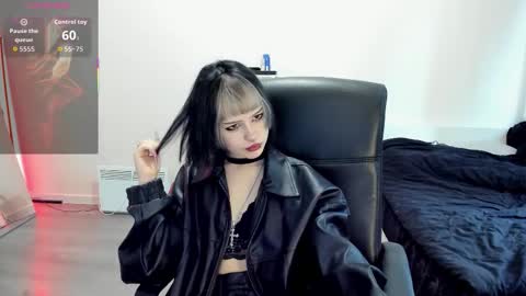 LIA online show from October 10, 10:47 am