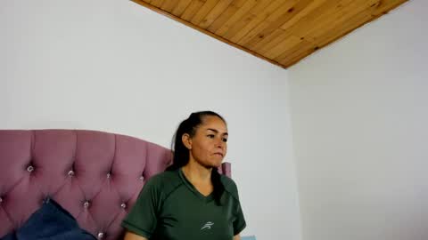 liz_grettel online show from April 14, 6:58 pm