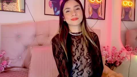 Snapshot of liz_lancester chatting on June 8, 7:47 pm liz_lancester online show from June 8, 7:47 pm