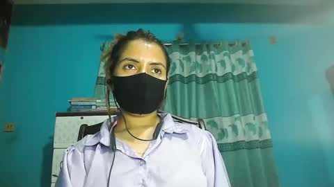 Snapshot of liza590865 chatting on November 27, 11:18 pm liza590865 online show from November 27, 11:18 pm